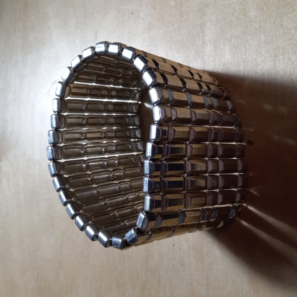 B-48 lot - Picture 2 of 6